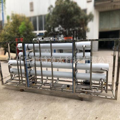 在完全封闭的状态下灌入产品容器内